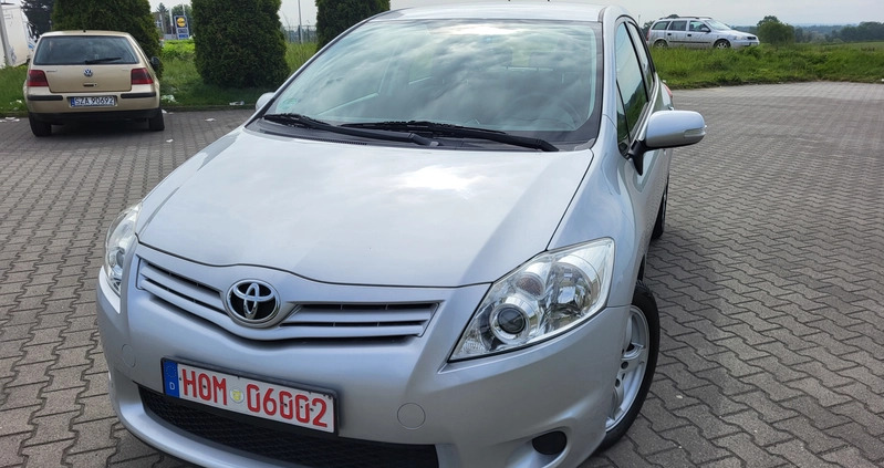 Toyota Auris cena 23900 przebieg: 162000, rok produkcji 2010 z Bieruń małe 742